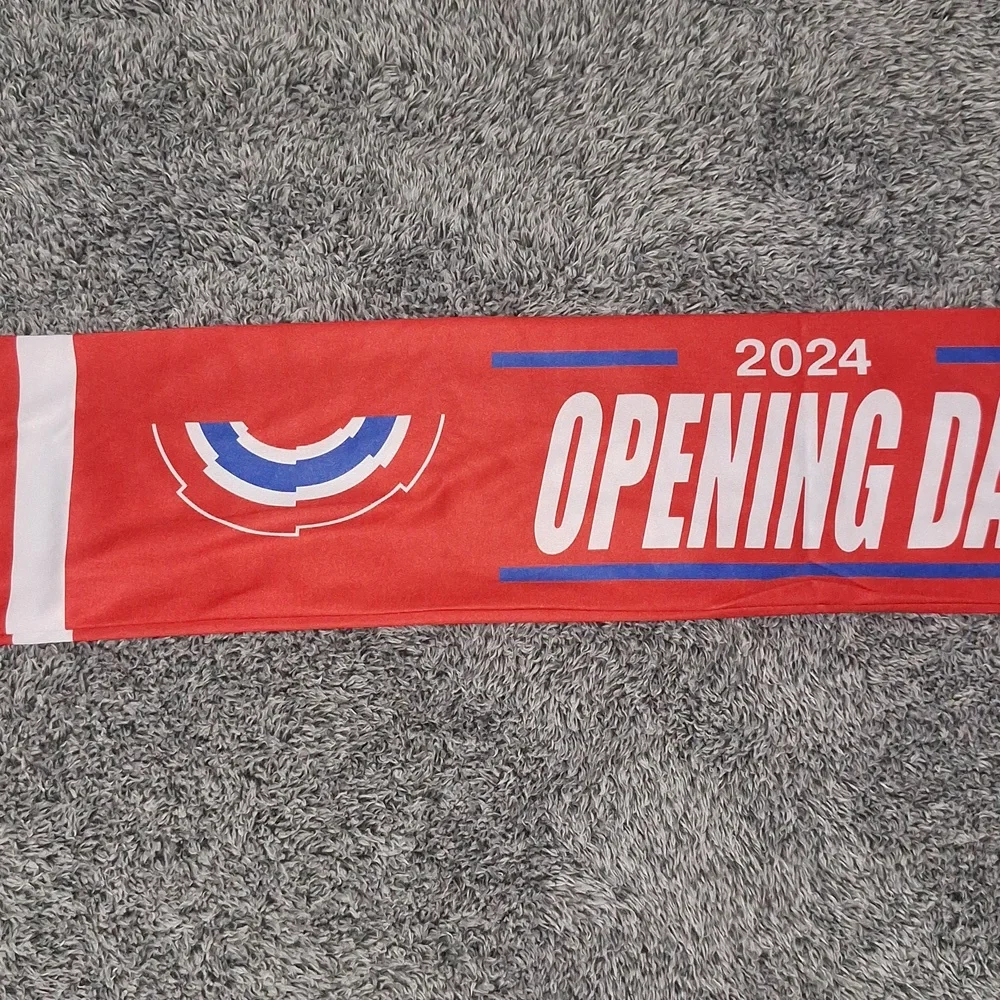 🔔 Phillies 2024 Opening Day Patriotic USA Souvenir Scarf. New! - Picture 4 of 10